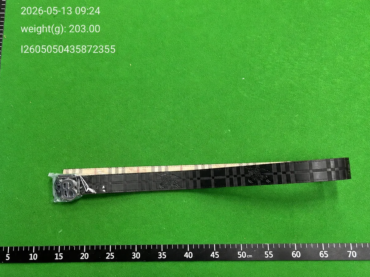QC inspection photo of a patterned belt beside measurement scales with weight details